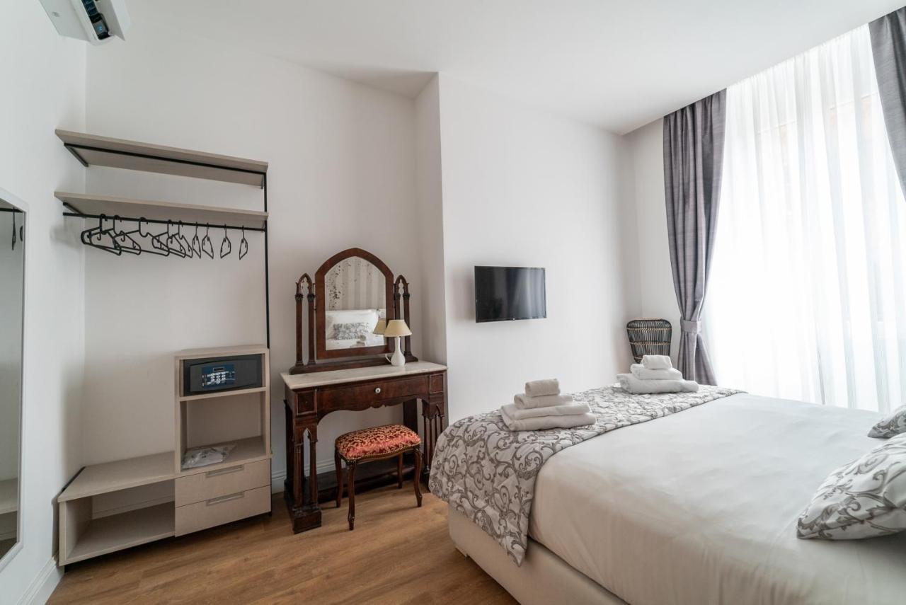 Nuances The Colosseum Apartment Rom
